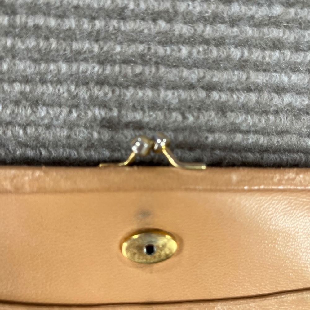 Vintage‎ Tan Leather Fleur-de-Lis Kiss Lock Frame Clutch Wallet Gold Lily Tan - Picture 7 of 9